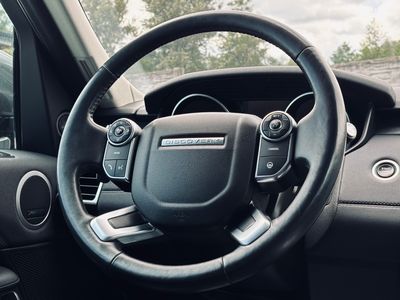 Land Rover Discovery 2.0L TD4 HSE AWD A/T - fotografia 37