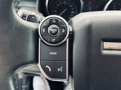 Land Rover Discovery 2.0L TD4 HSE AWD A/T - fotografia 53