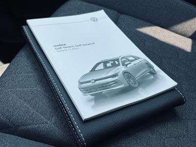 Volkswagen Golf Variant VW  8 2.0 TDI Highline - fotografia 56