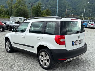 Škoda Yeti 1.8 TSI 4x4 Active - fotografia 16