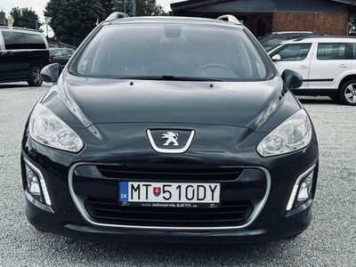 Peugeot 308 Break/SW SW 1.6 HDi FAP Family Pack - fotografia 10