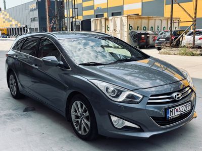 Hyundai i40 CW 1.7 CRDi 136k Premium - fotografia 13