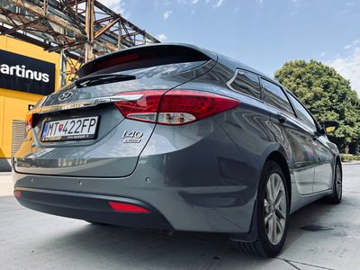 Hyundai i40 CW 1.7 CRDi 136k Premium - fotografia 16