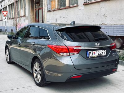 Hyundai i40 CW 1.7 CRDi 136k Premium - fotografia 18