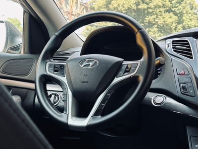 Hyundai i40 CW 1.7 CRDi 136k Premium - fotografia 30