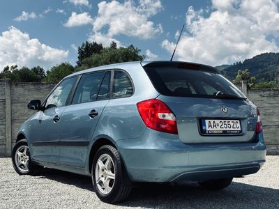 Škoda Fabia Combi 2 1.4 16v benzin+LPG - fotografia 18