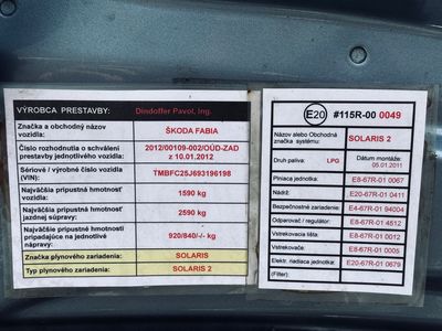 Škoda Fabia Combi 2 1.4 16v benzin+LPG - fotografia 33