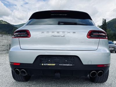 Porsche Macan S - 4