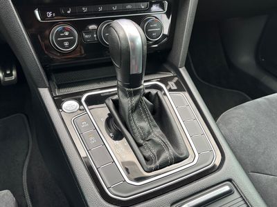 Volkswagen Arteon 2.0 TSI BMT R-Line DSG - fotografia 8
