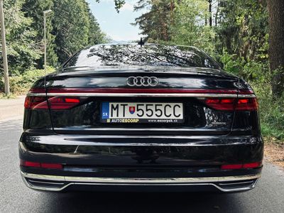 Audi A8 - fotografia 13