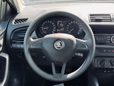 Škoda Fabia Combi 1.4 TDI Ambition - fotografia 32