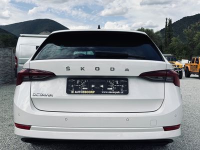 Škoda Octavia Combi 2.0 TDI SCR Style DSG - 4