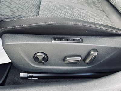 Škoda Octavia Combi 2.0 TDI SCR Style DSG - fotografia 41