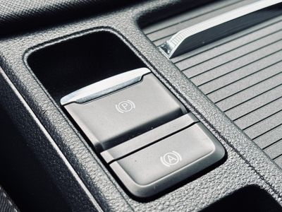 Škoda Octavia Combi 2.0 TDI SCR Style DSG - fotografia 52