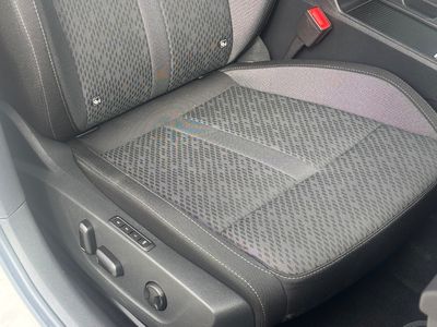 Škoda Octavia Combi 2.0 TDI SCR Style DSG - fotografia 58