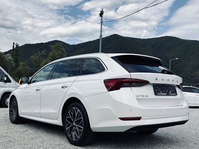 Škoda Octavia Combi 2.0 TDI SCR Style DSG - fotografia 8
