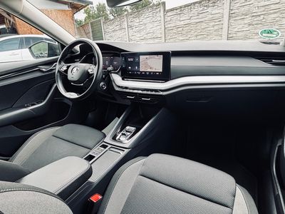 Škoda Octavia Combi 2.0 TDI SCR Style DSG - fotografia 35