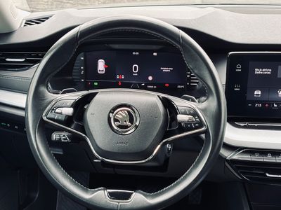 Škoda Octavia Combi 2.0 TDI SCR Style DSG - fotografia 42