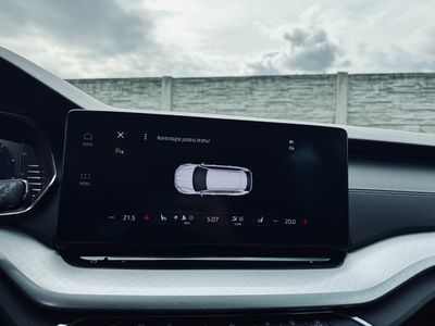Škoda Octavia Combi 2.0 TDI SCR Style DSG - fotografia 54