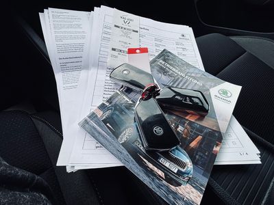 Škoda Octavia Combi 2.0 TDI SCR Style DSG - fotografia 59