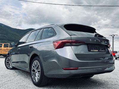 Škoda Octavia Combi 2.0 TDI SCR Style DSG - fotografia 8