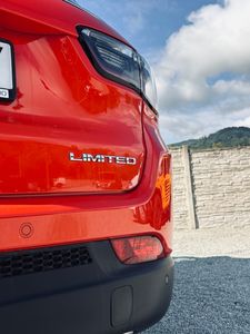 Jeep Compass 2.0L MJet 140 4WD Limited - fotografia 22