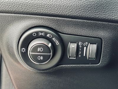 Jeep Compass 2.0L MJet 140 4WD Limited - fotografia 41