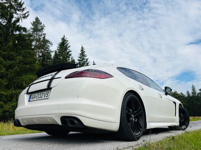 Porsche Panamera 4 3.6 PDK - fotografia 13