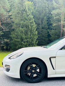 Porsche Panamera 4 3.6 PDK - fotografia 16