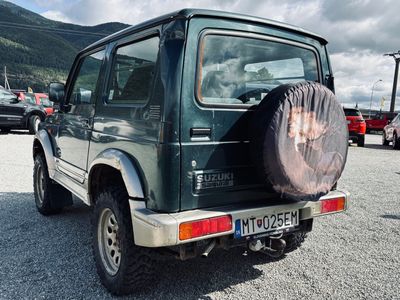 Suzuki Samurai - 3