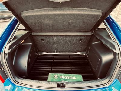 Škoda Rapid Spaceback SB 1.2 TSI 90k Drive - fotografia 26