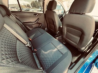Škoda Rapid Spaceback SB 1.2 TSI 90k Drive - fotografia 28