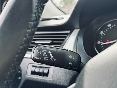 Škoda Rapid Spaceback SB 1.2 TSI 90k Drive - fotografia 40
