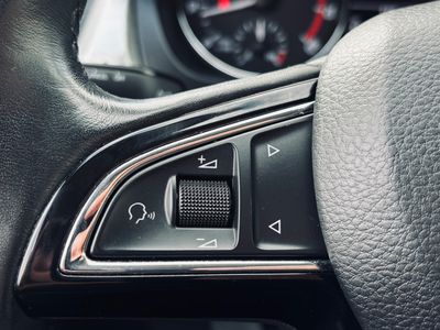 Škoda Rapid Spaceback SB 1.2 TSI 90k Drive - fotografia 41
