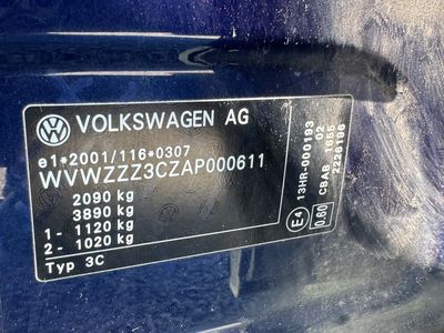 Volkswagen Passat 2.0 TDI Highline DPF - fotografia 22