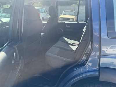 Land Rover Discovery 2.7 TDV6 SE - fotografia 11