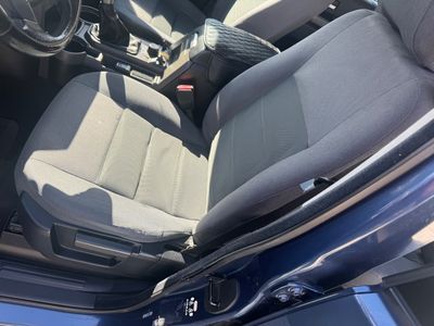Land Rover Discovery 2.7 TDV6 SE - fotografia 14