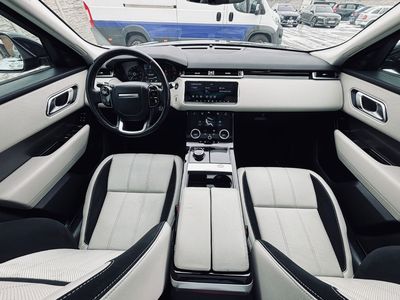Land Rover Range Rover Velar 2.0D - fotografia 42