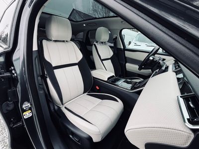 Land Rover Range Rover Velar 2.0D - fotografia 53