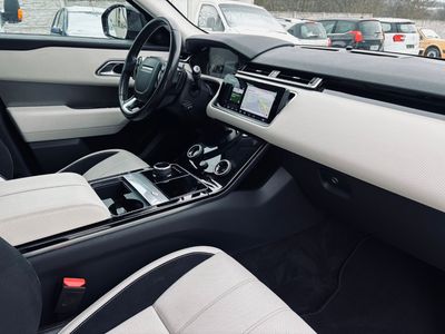 Land Rover Range Rover Velar 2.0D - fotografia 54