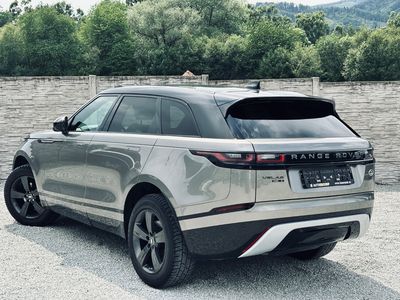 Land Rover Range Rover Velar 2.0D TD4 R-Dynamic Base AWD A/T - fotografia 19