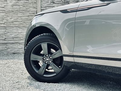 Land Rover Range Rover Velar 2.0D TD4 R-Dynamic Base AWD A/T - fotografia 22