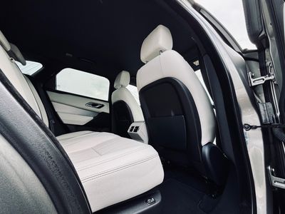 Land Rover Range Rover Velar 2.0D TD4 R-Dynamic Base AWD A/T - fotografia 28