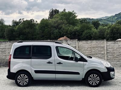 Peugeot Partner Tepee Exclusive 1.2 PureTech 81 kW – 1. majiteľ - fotografia 13