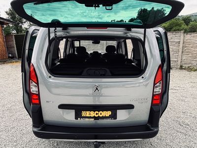 Peugeot Partner Tepee Exclusive 1.2 PureTech 81 kW – 1. majiteľ - fotografia 23