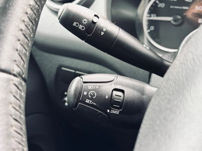 Peugeot Partner Tepee Exclusive 1.2 PureTech 81 kW – 1. majiteľ - fotografia 38