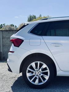 Škoda Kamiq 1.0 TSI Style - fotografia 17
