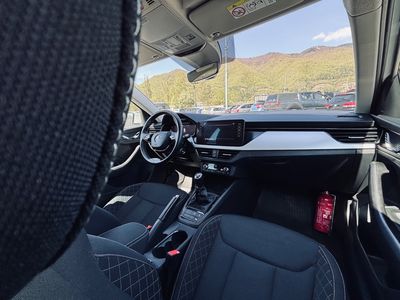 Škoda Kamiq 1.0 TSI Style - fotografia 33
