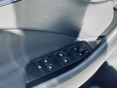 Škoda Kamiq 1.0 TSI Style - fotografia 44