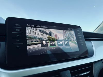 Škoda Kamiq 1.0 TSI Style - fotografia 51